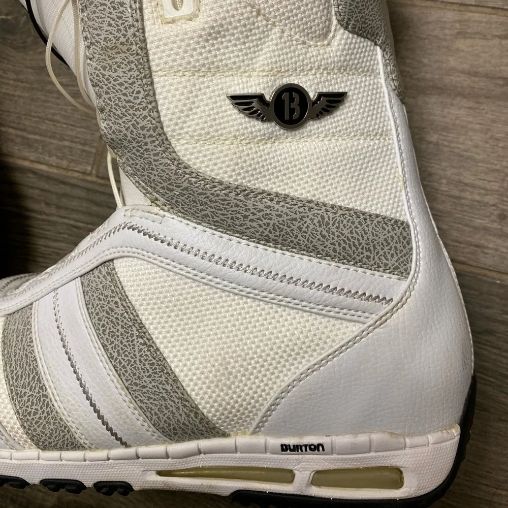 Burton Men’s Snowboard Boots- Ruler - Picture 2 of 6